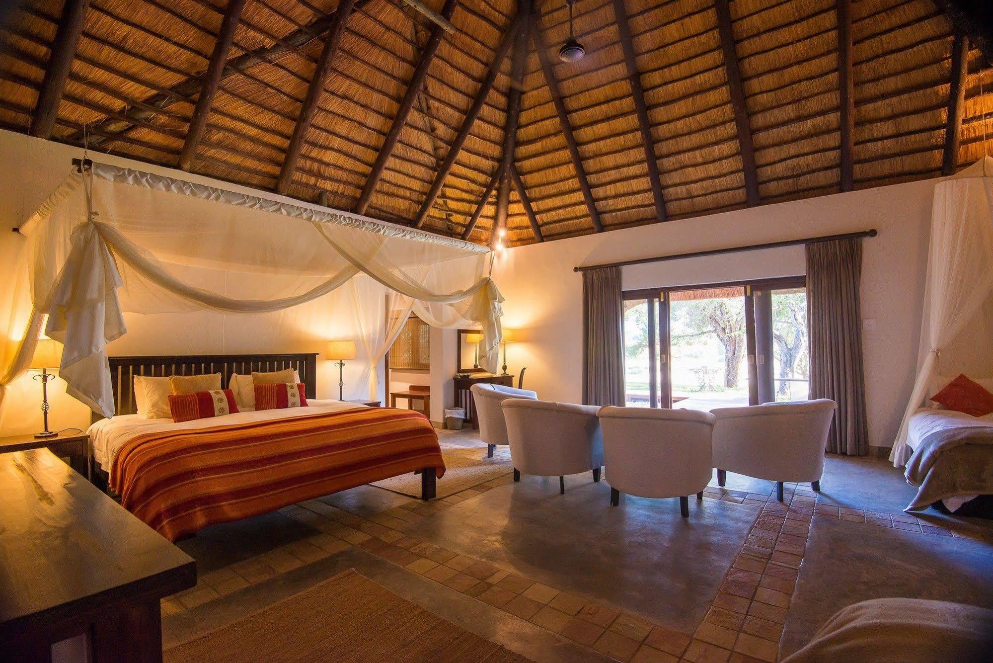 Inyati Game Lodge Metsi Exteriör bild